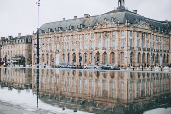 Découvrez les points d’attrait de Bordeaux à travers 4 anecdotes